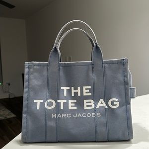 MARC JACOBS The Tote Bag